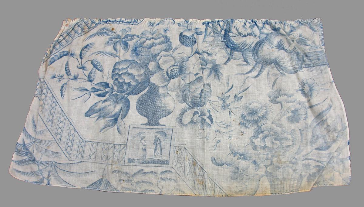 1969.8353.004 textile, printed obverse