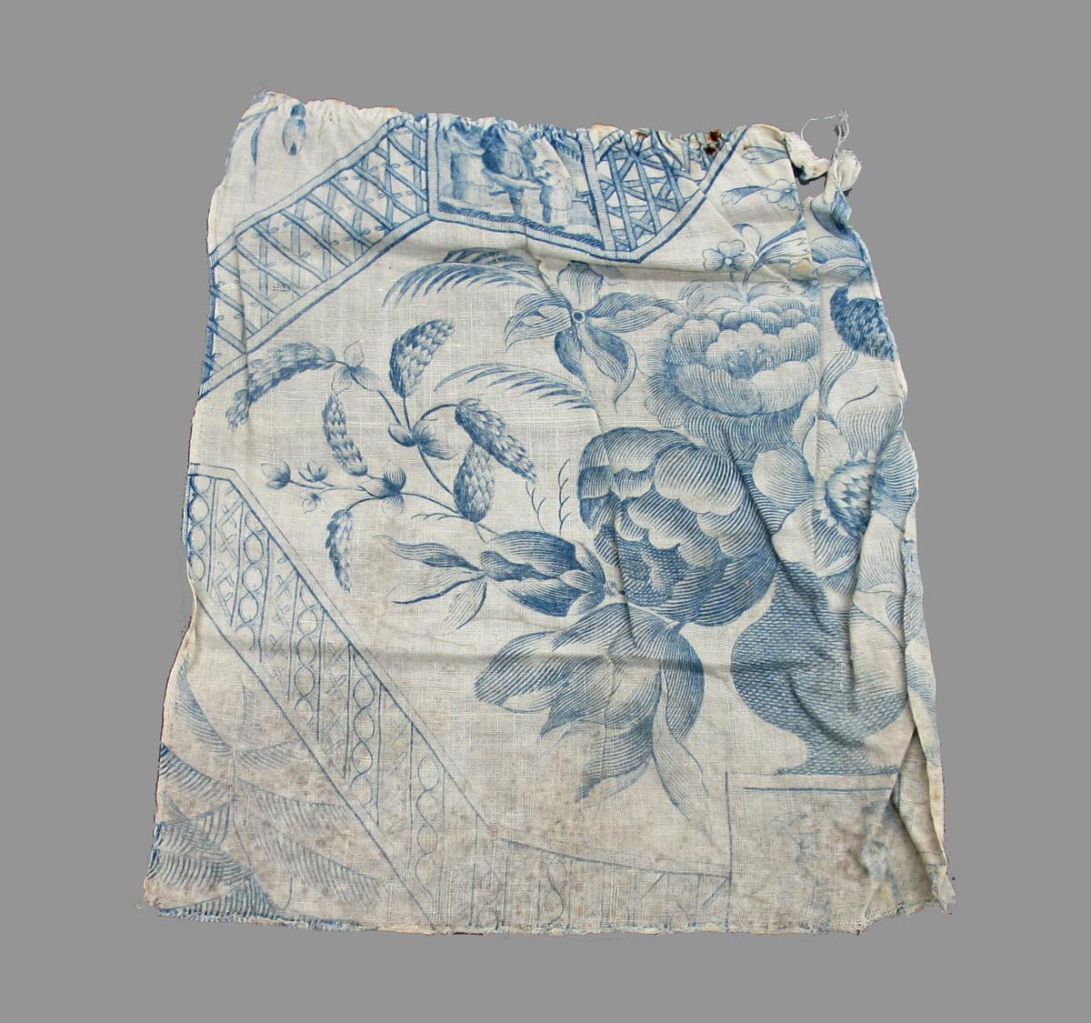 1969.8353.006 textile, printed obverse