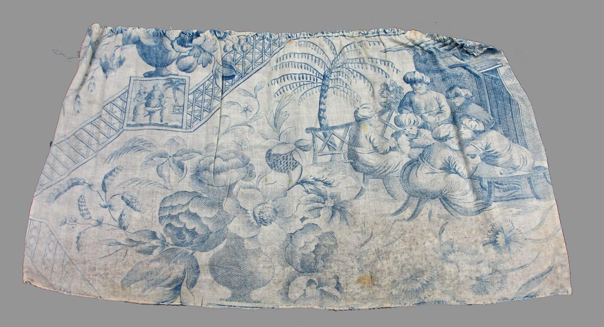 1969.8353.007 textile, printed obverse