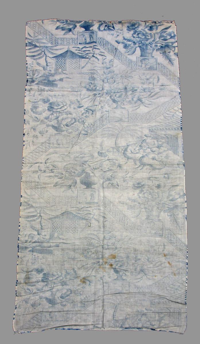 1969.8353.013 textile, printed obverse