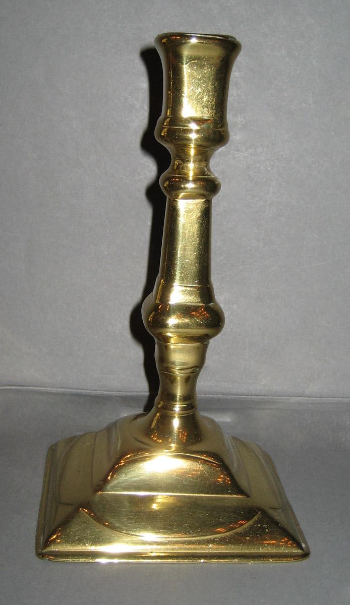 1959.0007.015 Candlestick