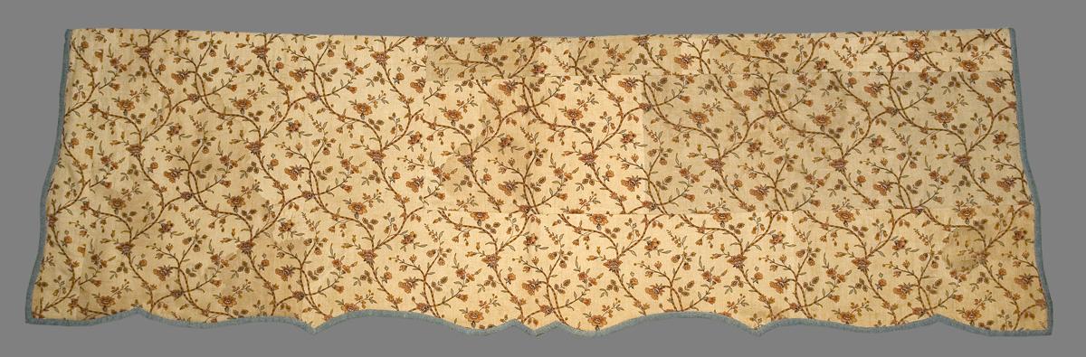 1969.8366.006 Bed Hanging, Valance
