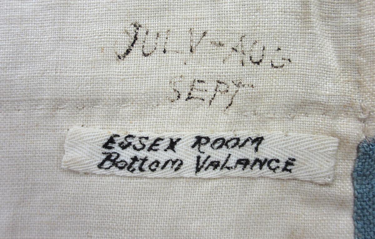 1969.8366.006 Bed Hanging label and inscription