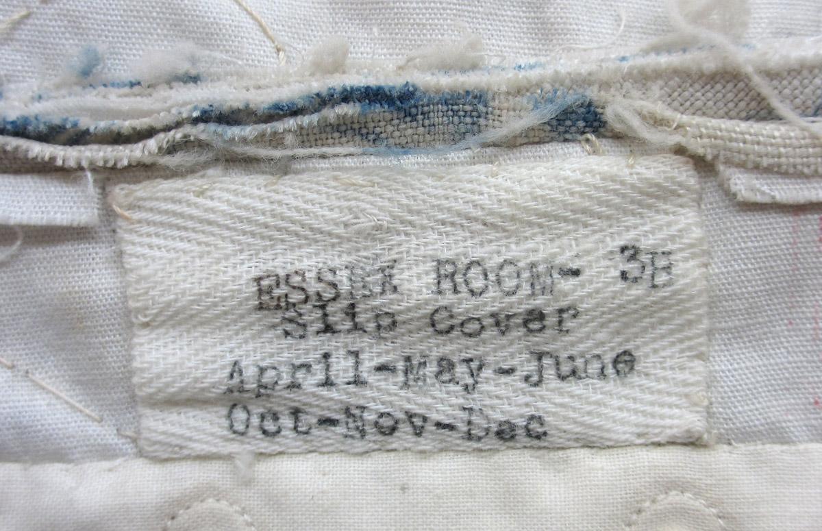 1969.8423.002 Slip cover label