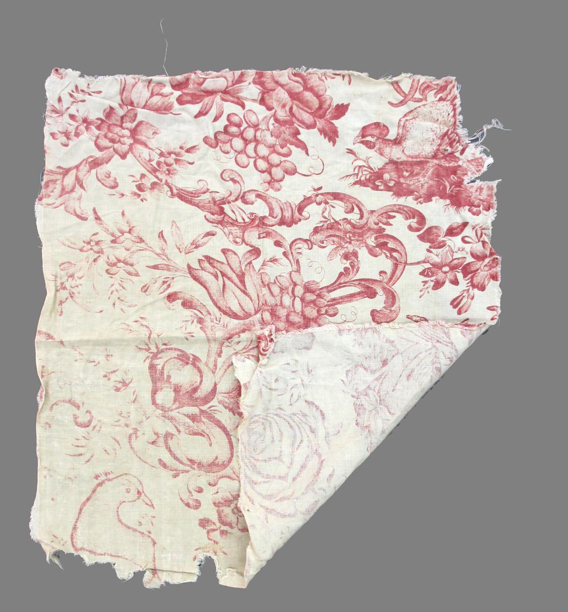 1969.8396.007 Textile, printed folded corner