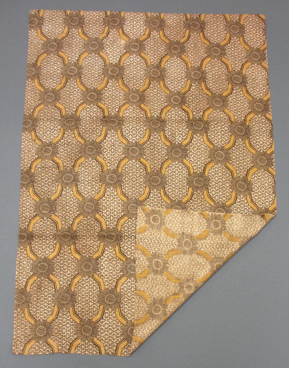 1959.0018.001 Textile, printed folded corner