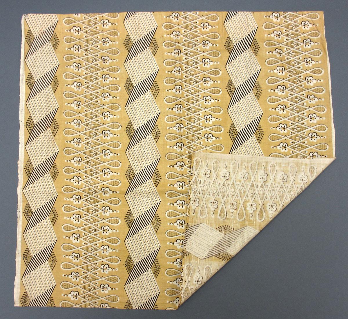 1959.0018.002 Textile, printed folded corner