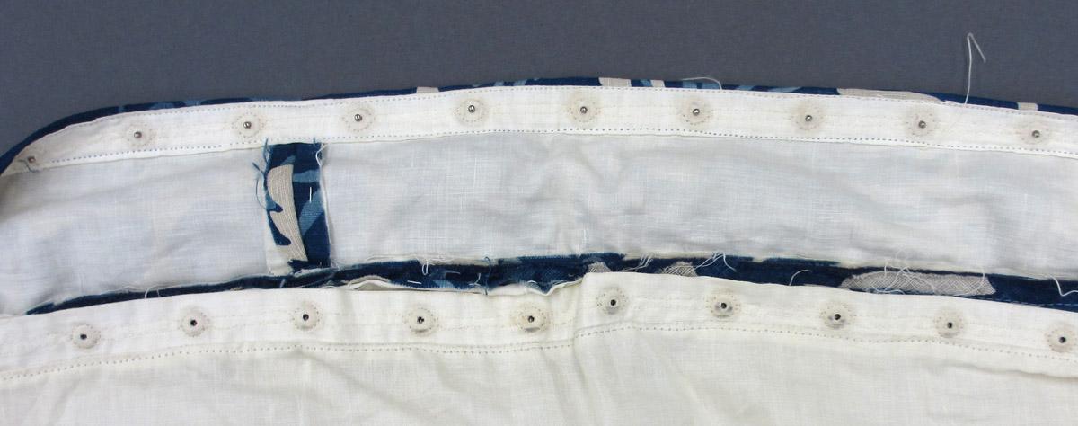 1969.8421.002 Slip cover, detail fasteners