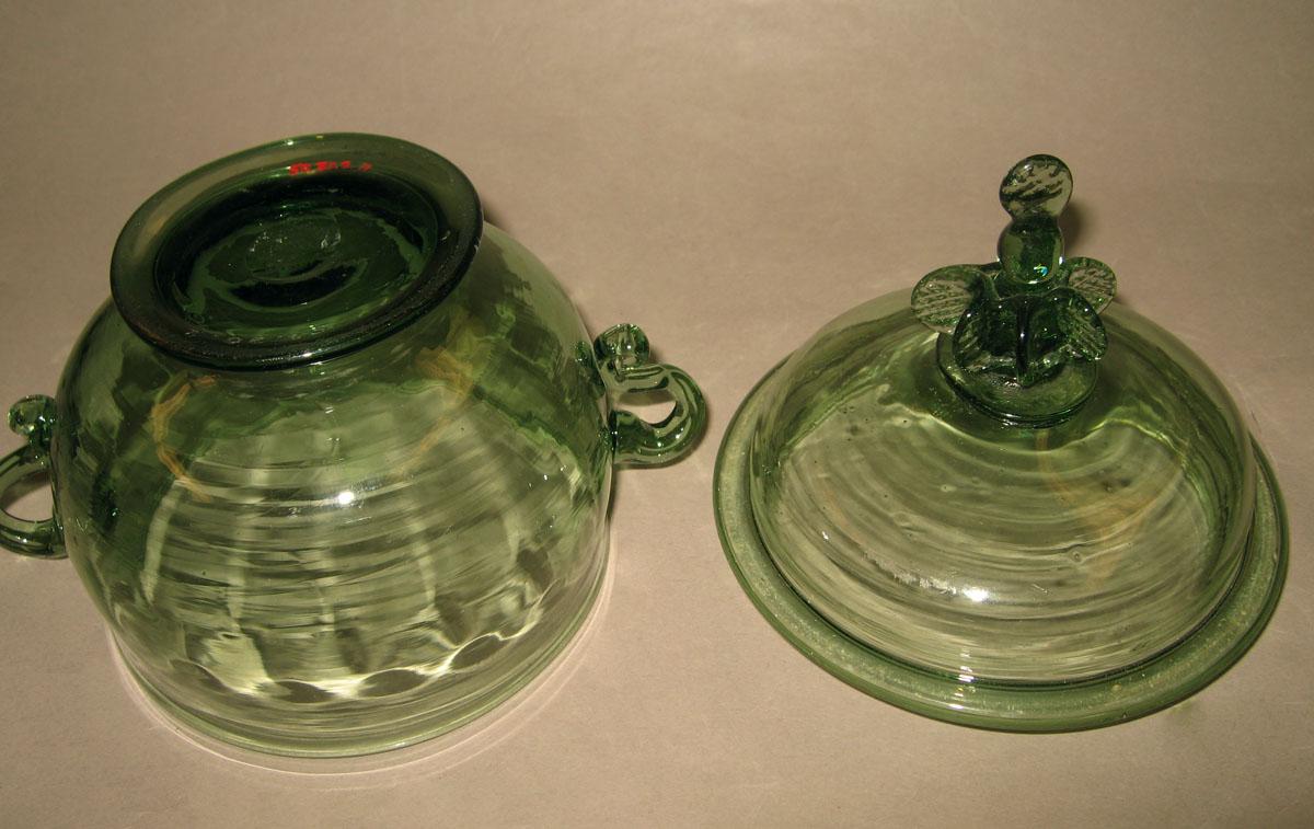 1959.0030.002 A, B Glass sugar bowl and cover (detail)