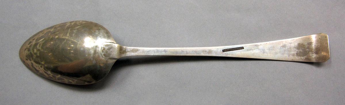 1959.0033.002 Silver spoon underside
