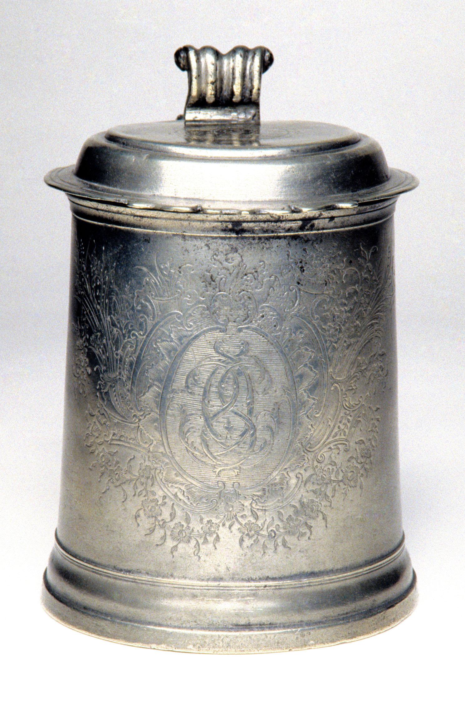 1959.0034 Tankard, view 5