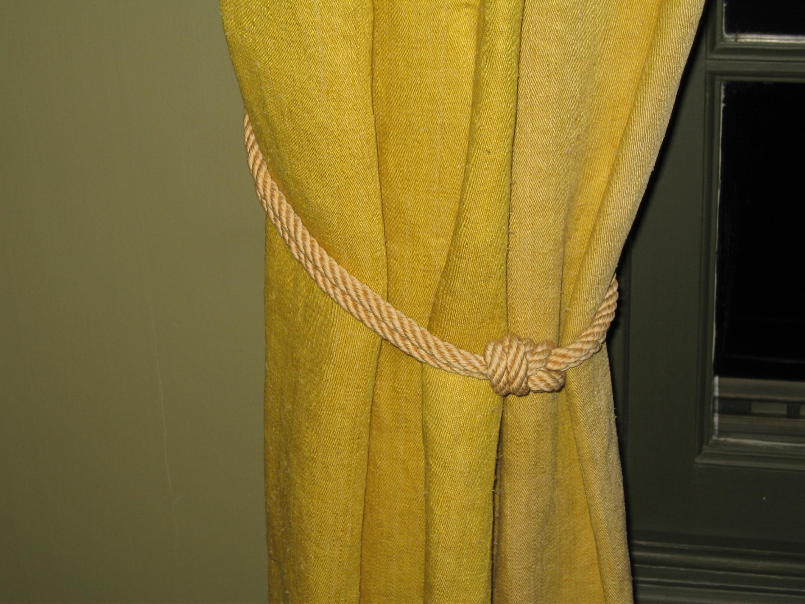Gray Room Window hanging L tieback