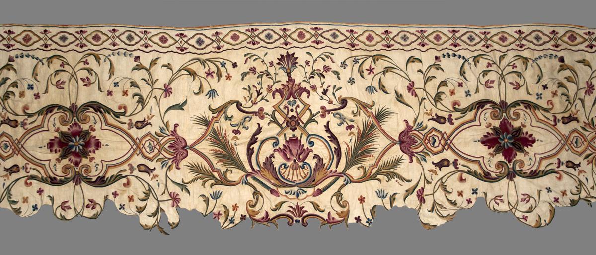 1967.1105.001 K Textile, Embroidered, Detail