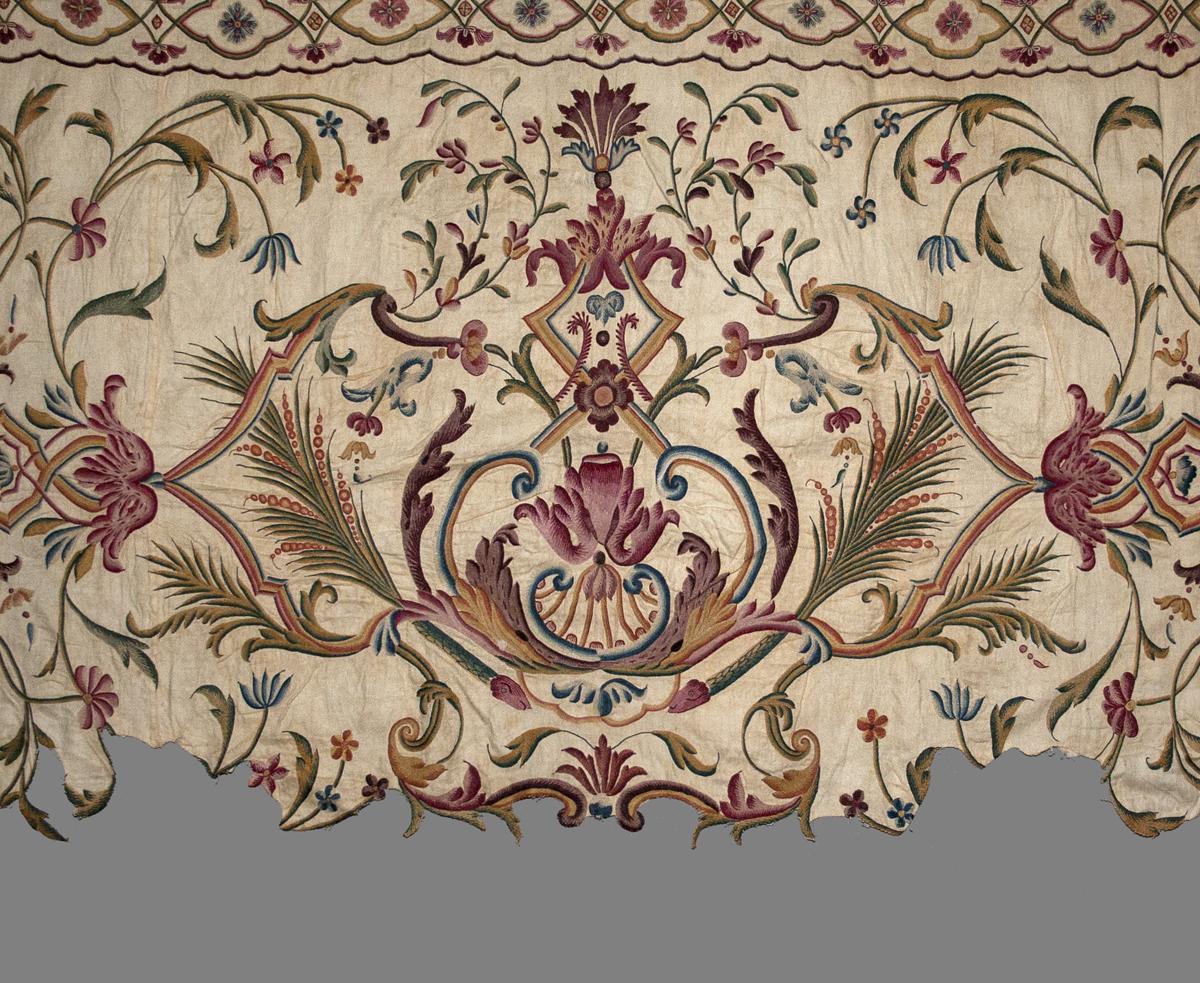 1967.1105.001 K Textile, Embroidered, Detail 2