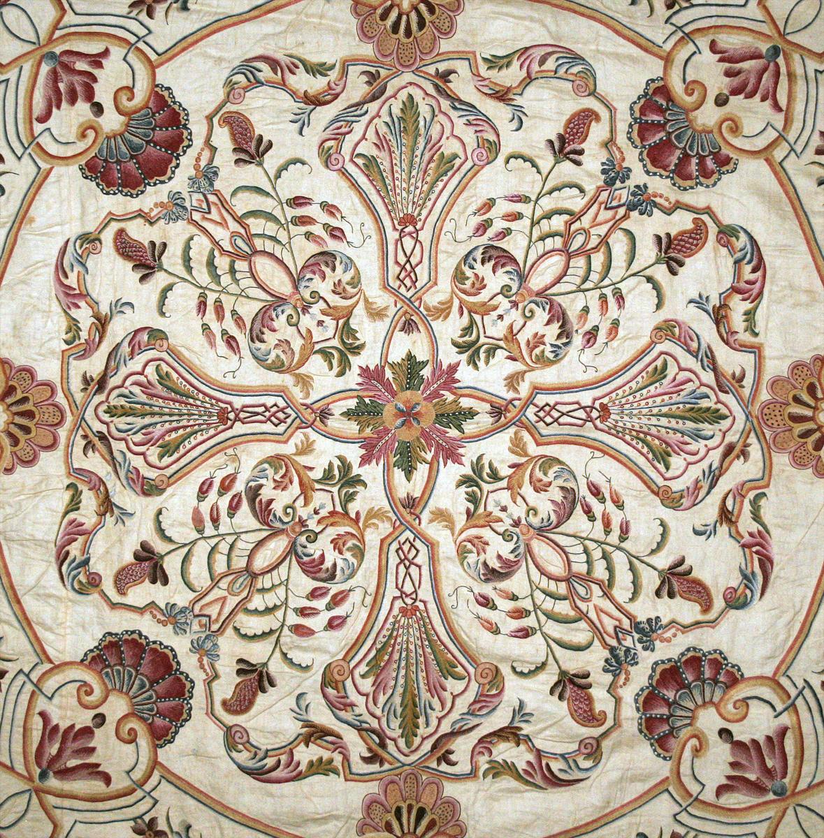 1967.1105.001 L Textile, Embroidered, Detail
