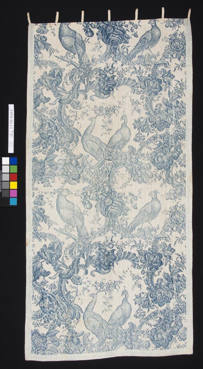 1959.0050.011 A, B Bed hanging