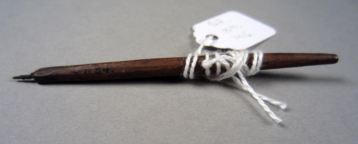 1957.0084.046 Hand drill, View 1