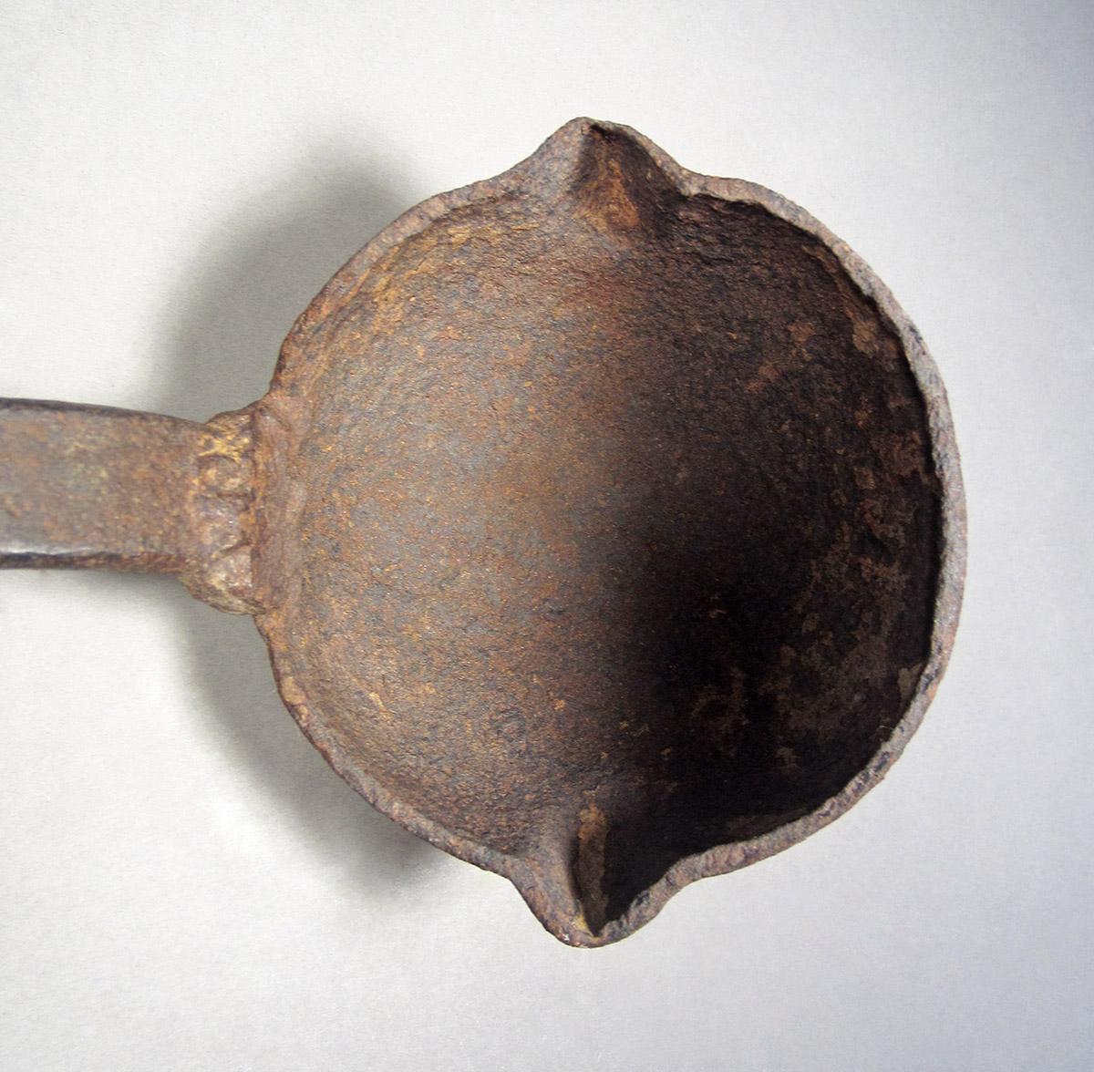 1960.0354.003, Ladle, bowl top