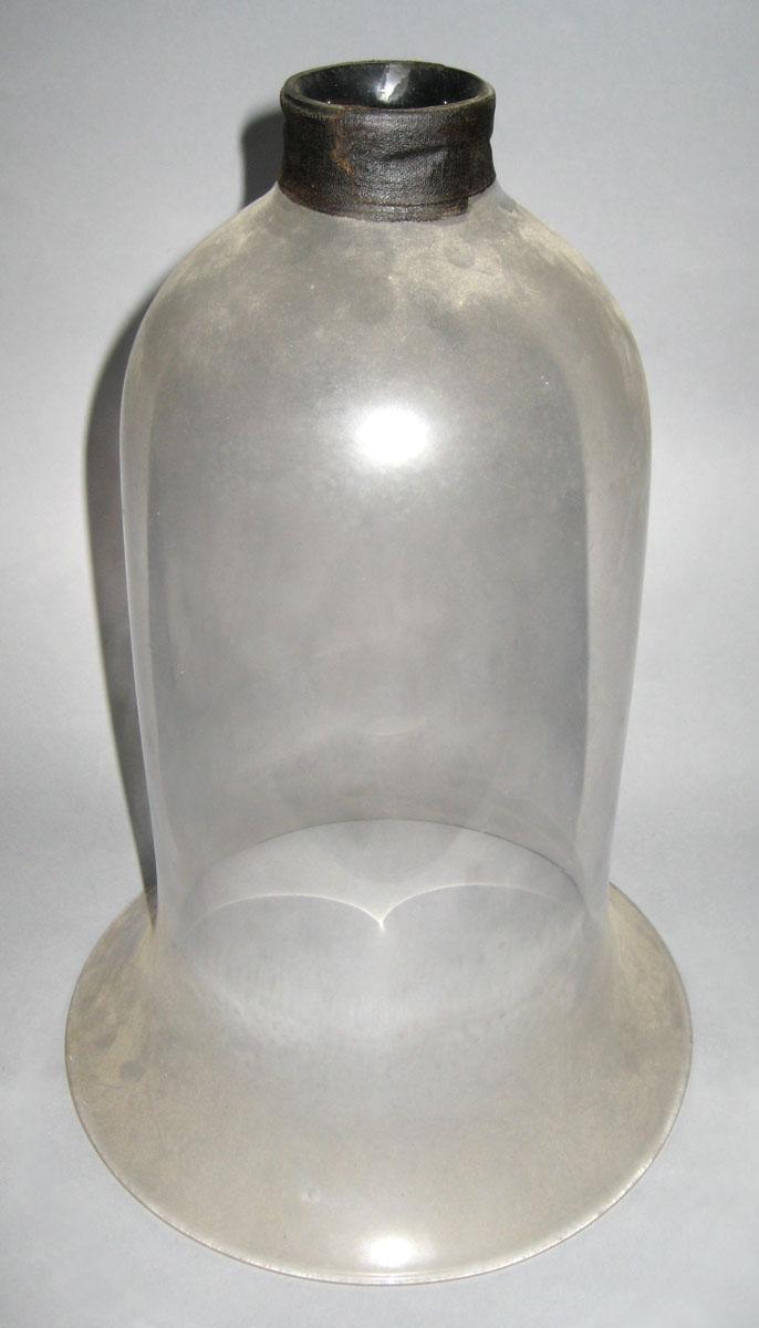 1969.8543 Lamp globe