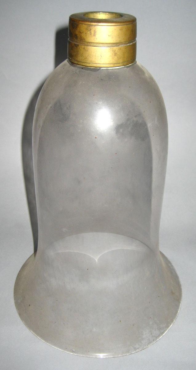 1969.8580 Lamp globe
