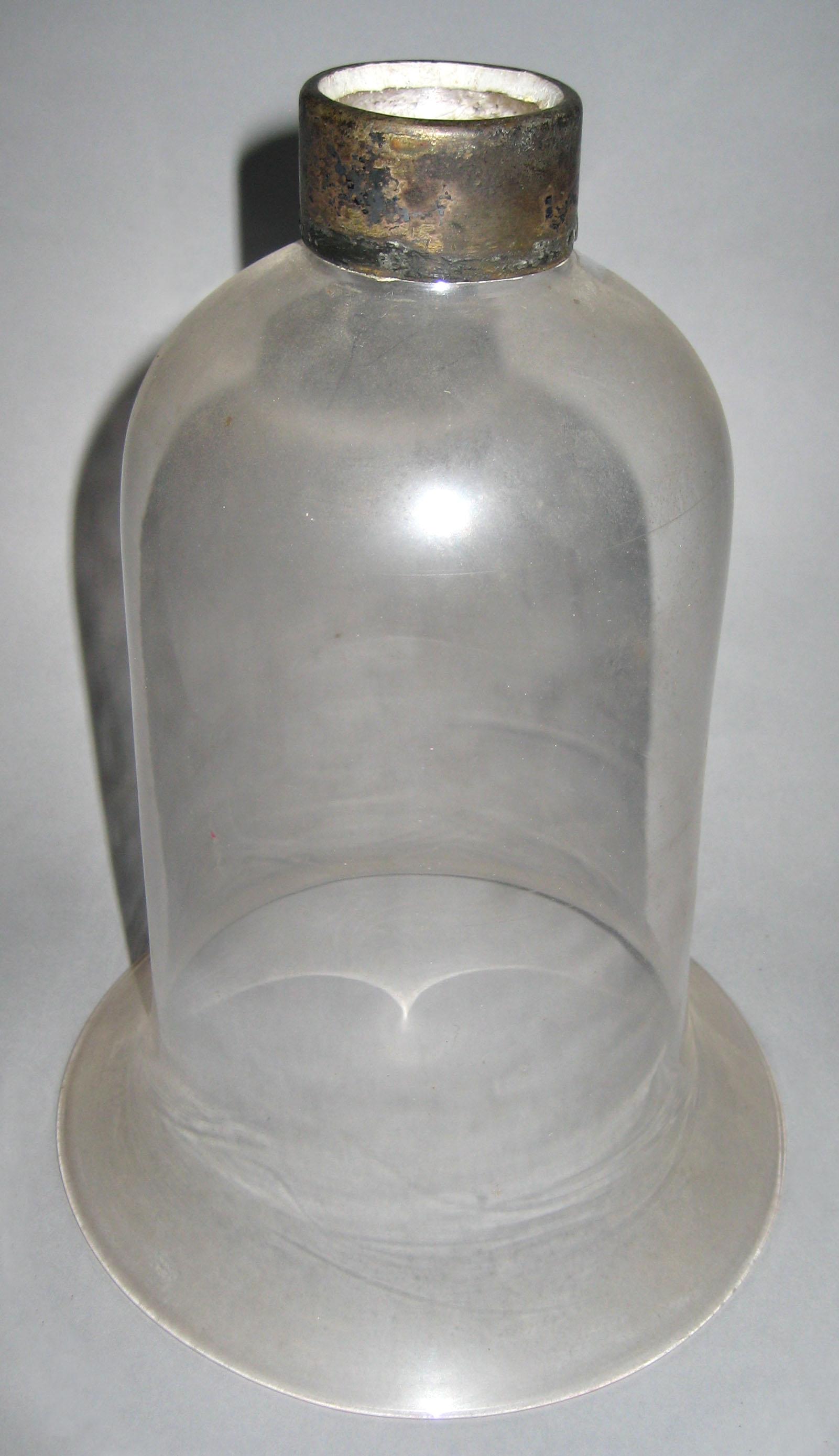 1969.8581 Lamp globe