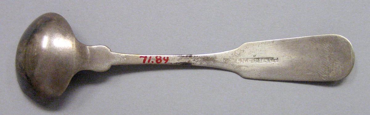 1971.0089 Silver Spoon underside