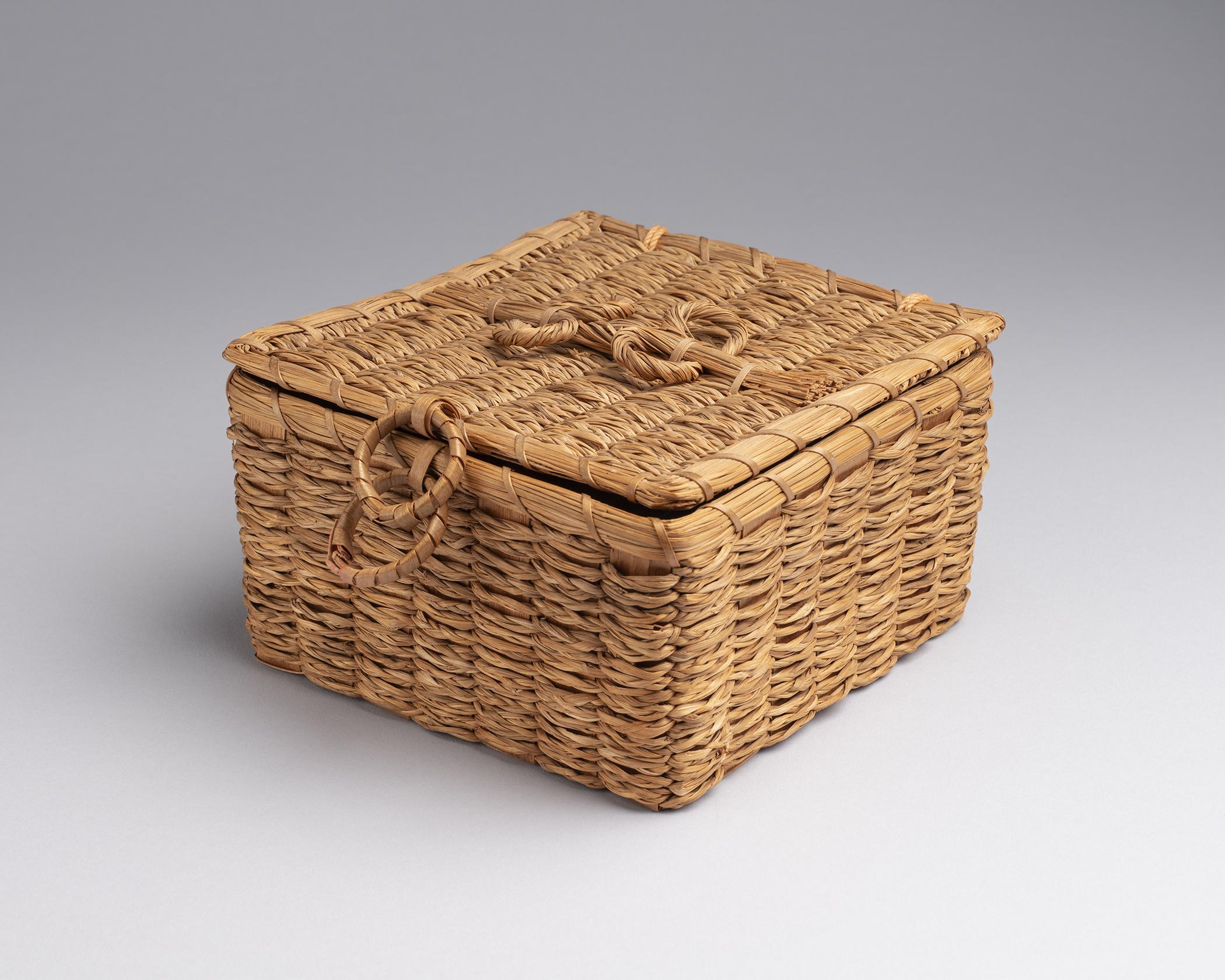 2021.0024.003 A Tool (for needlework), Sewing basket, view 3
