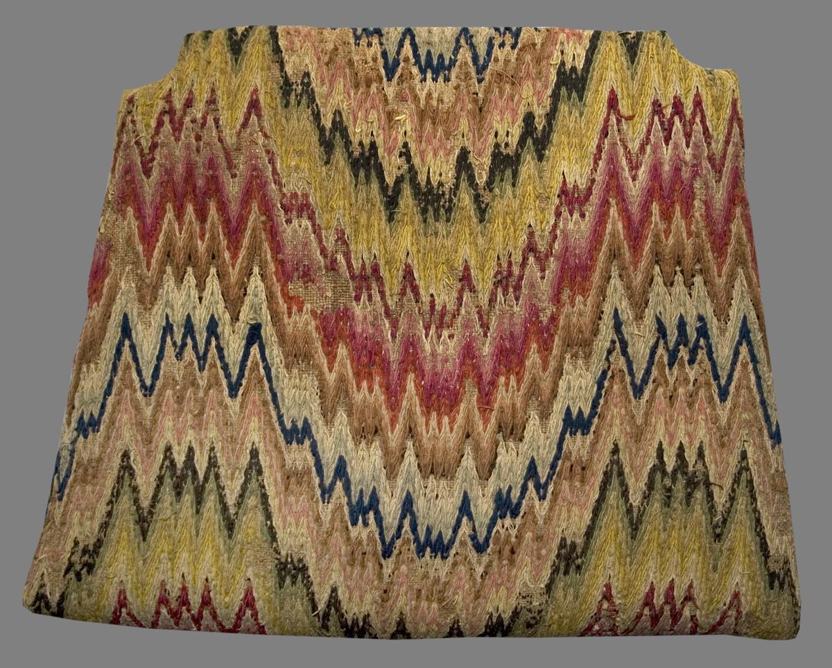 1969.8594 Cushion
