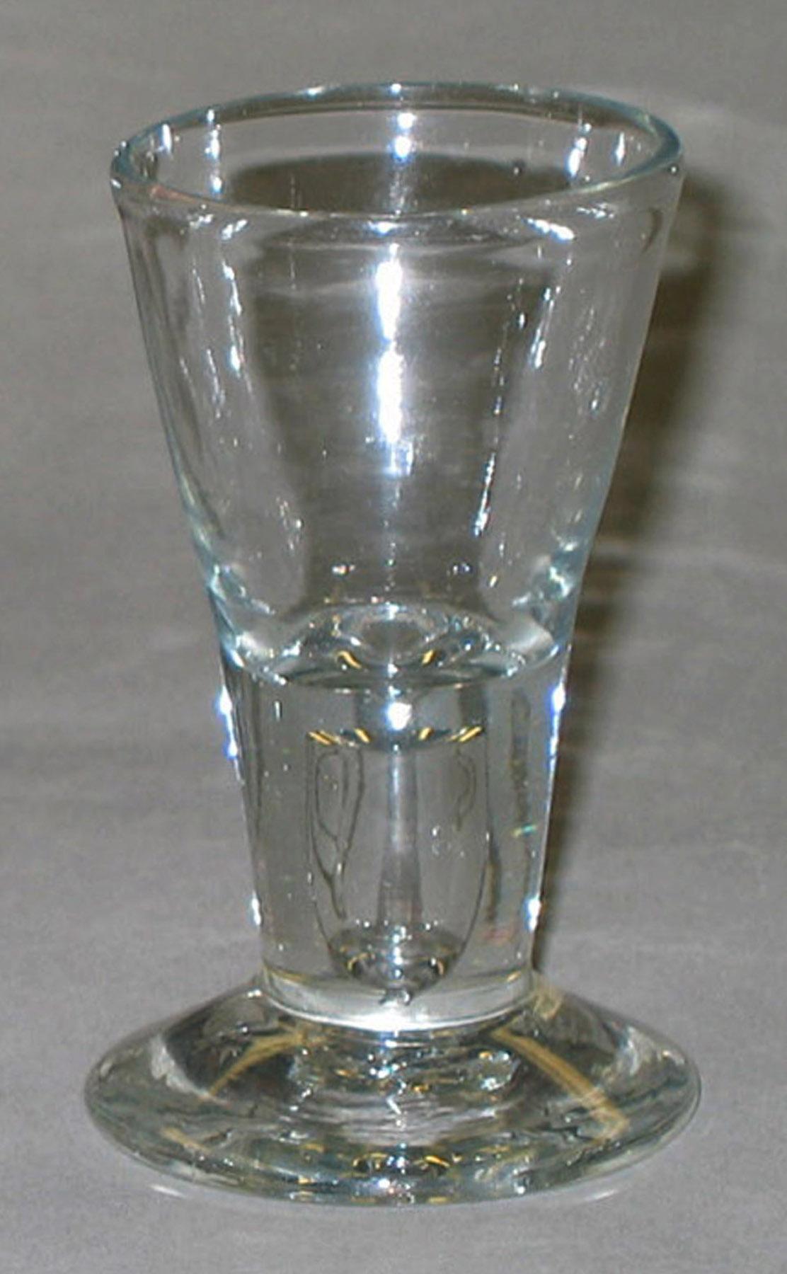 2006.0003.010 Wine glass