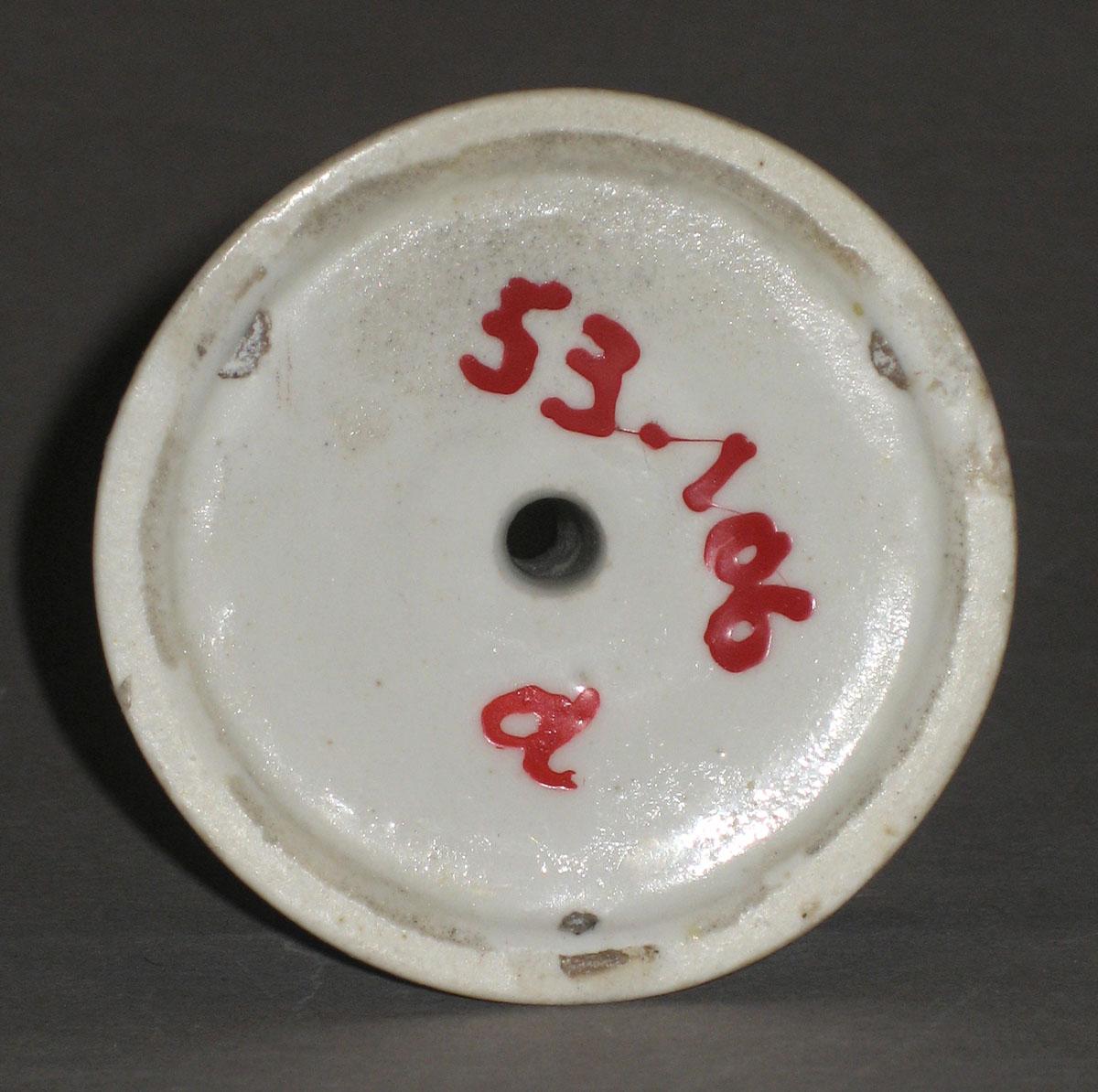 1953.0106 D Taper stick (underside)