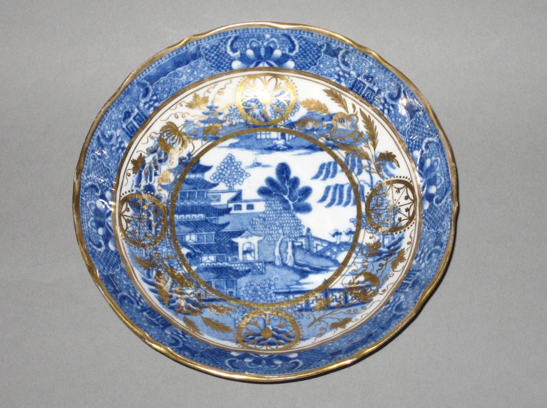 2011.0031.004 B Saucer