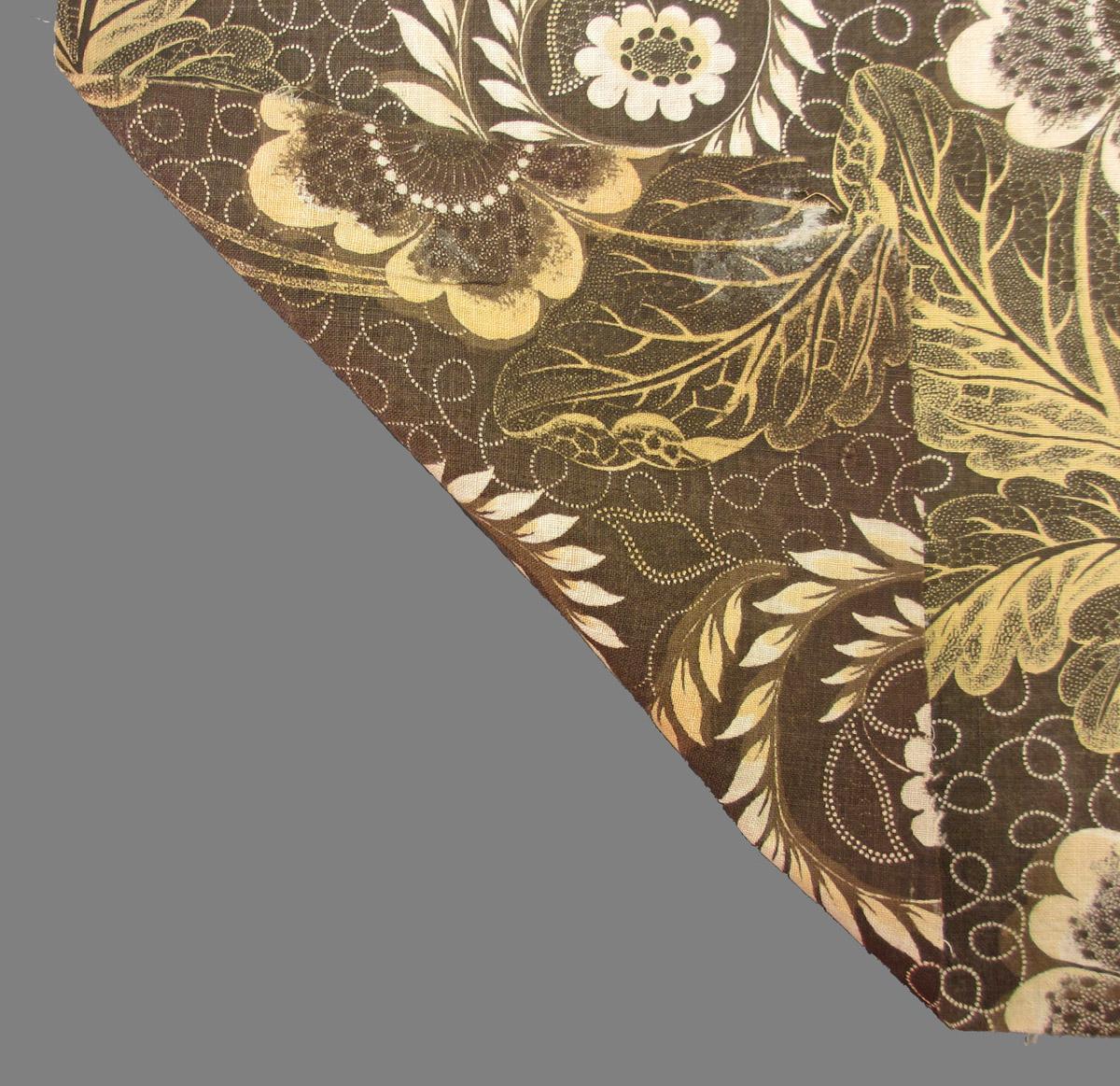 1959.0084.007 textile, printed folded corner