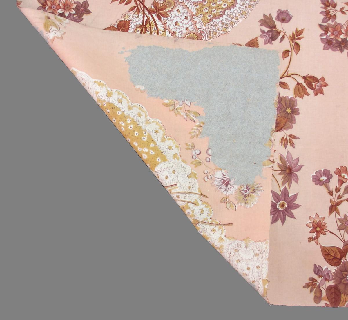 1959.0084.011 textile, printed folded corner