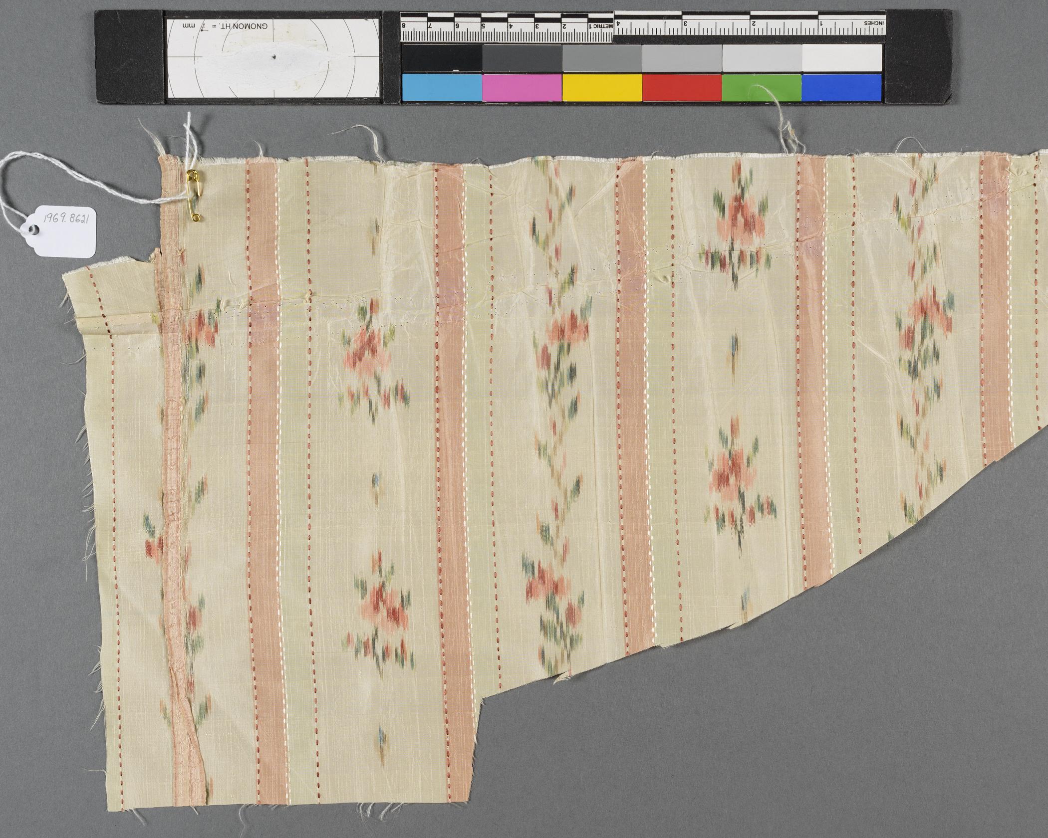 1969.8621 Textile fragment