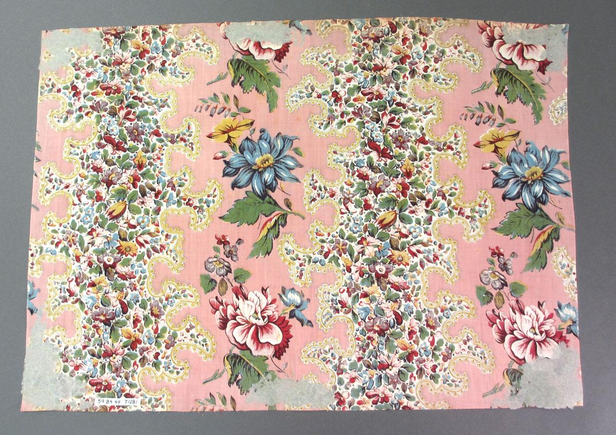 1959.0084.044 Textile, printed reverse