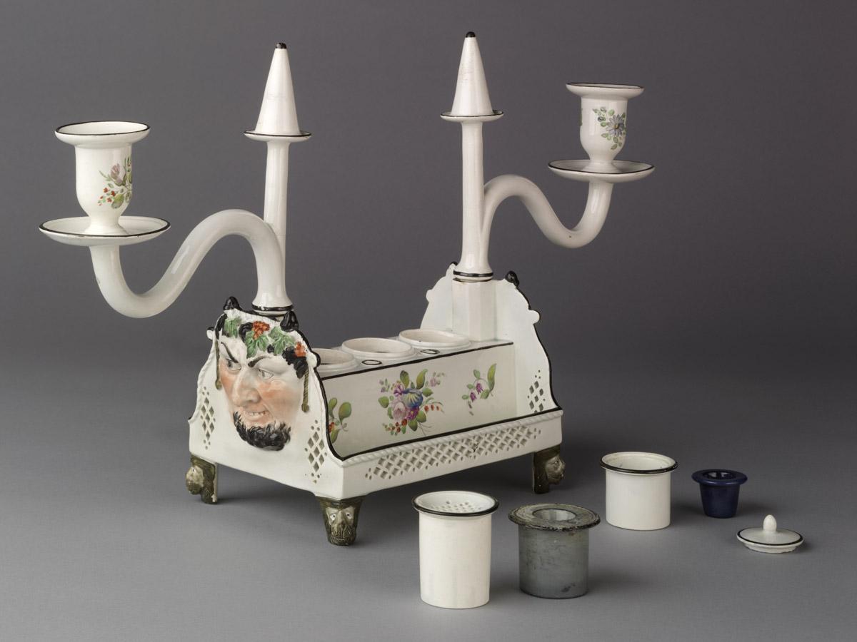 1969.8657 A-H Inkwell (view 2)