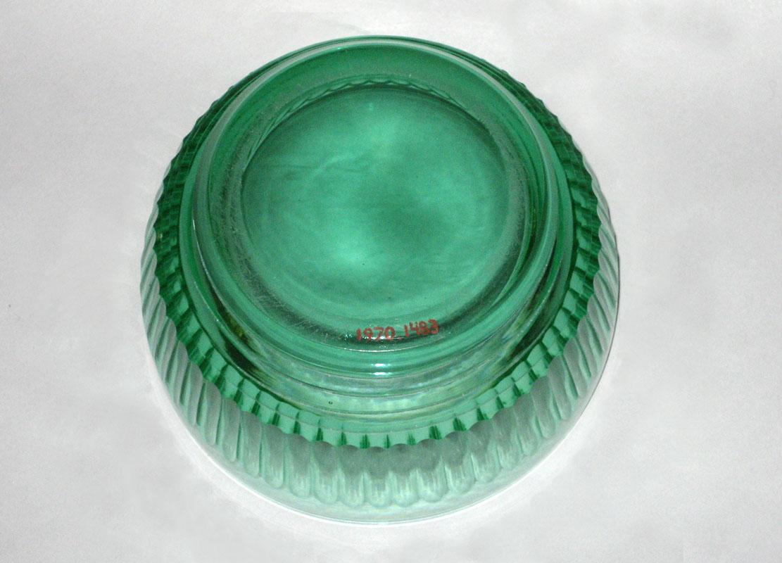 1970.1483 Bowl underside