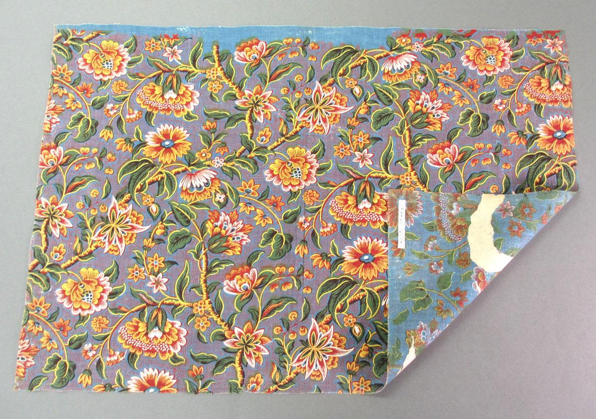 1959.0084.060 Textile, printed folded corner