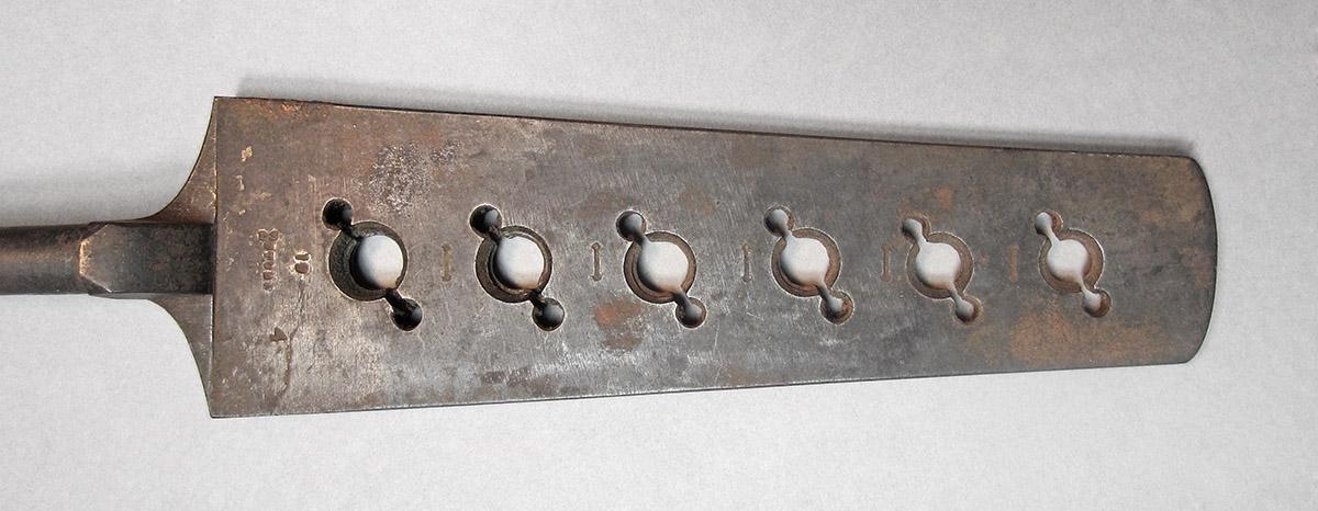 1957.0071.014, Screw plate, body