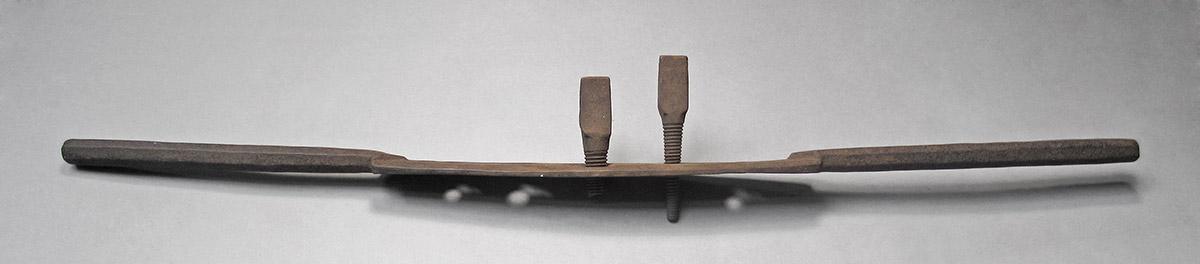 1957.0071.015, Tool, side 3
