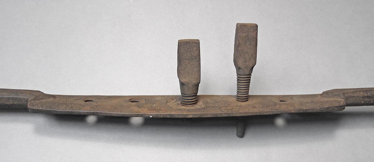 1957.0071.015, Tool, center side 3