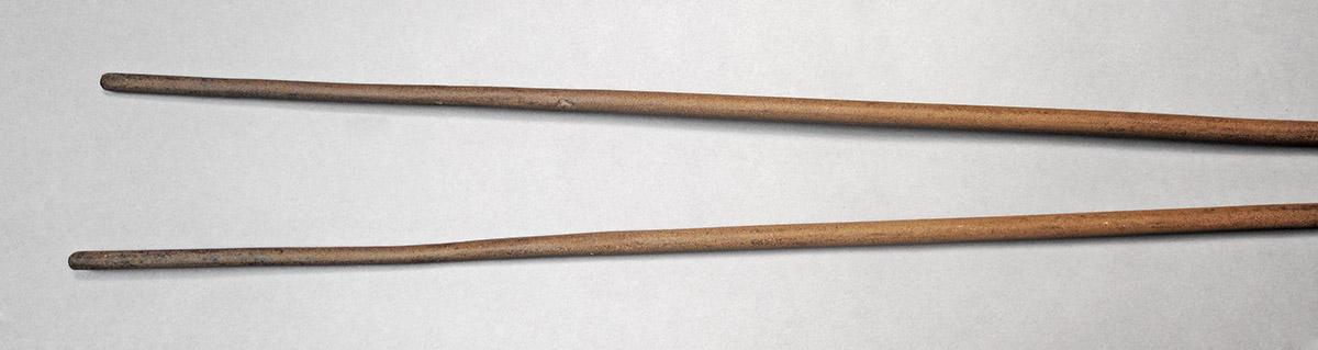 1957.0071.016, Tongs, handles