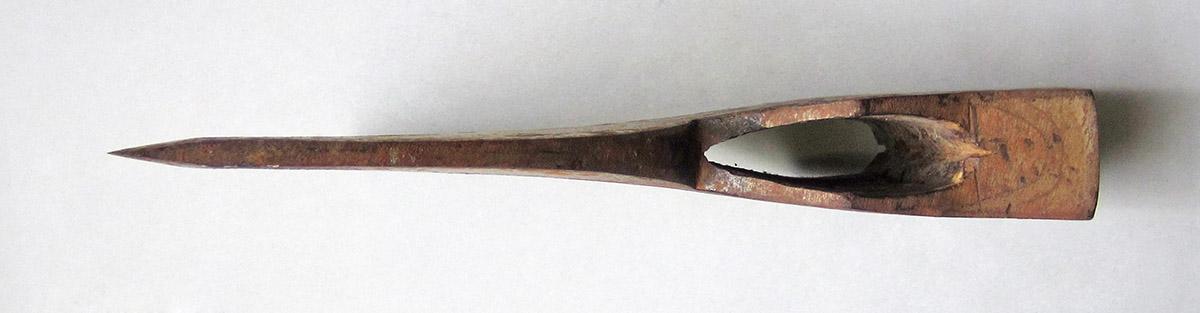 1957.0081.002, Axe, profile