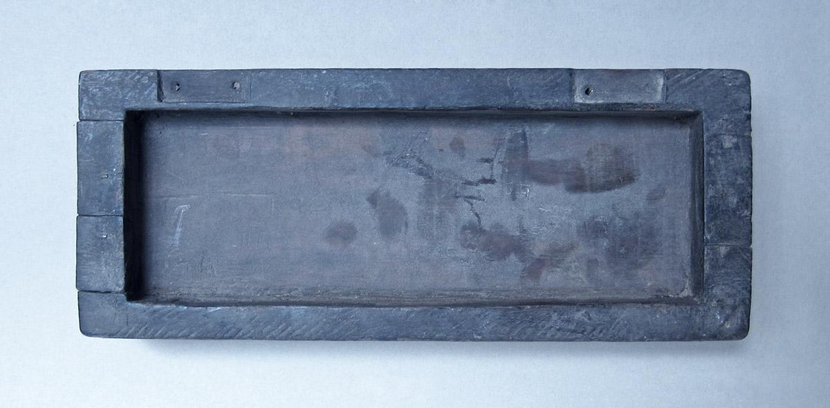 1957.0081.007, Oil stone and box, lid bottom