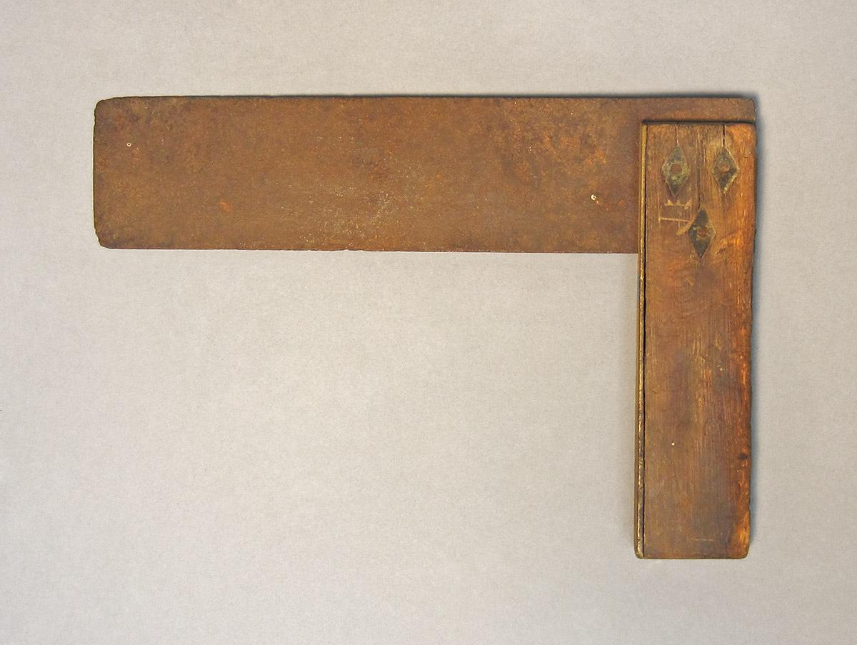 1957.0081.009, Square, side 2