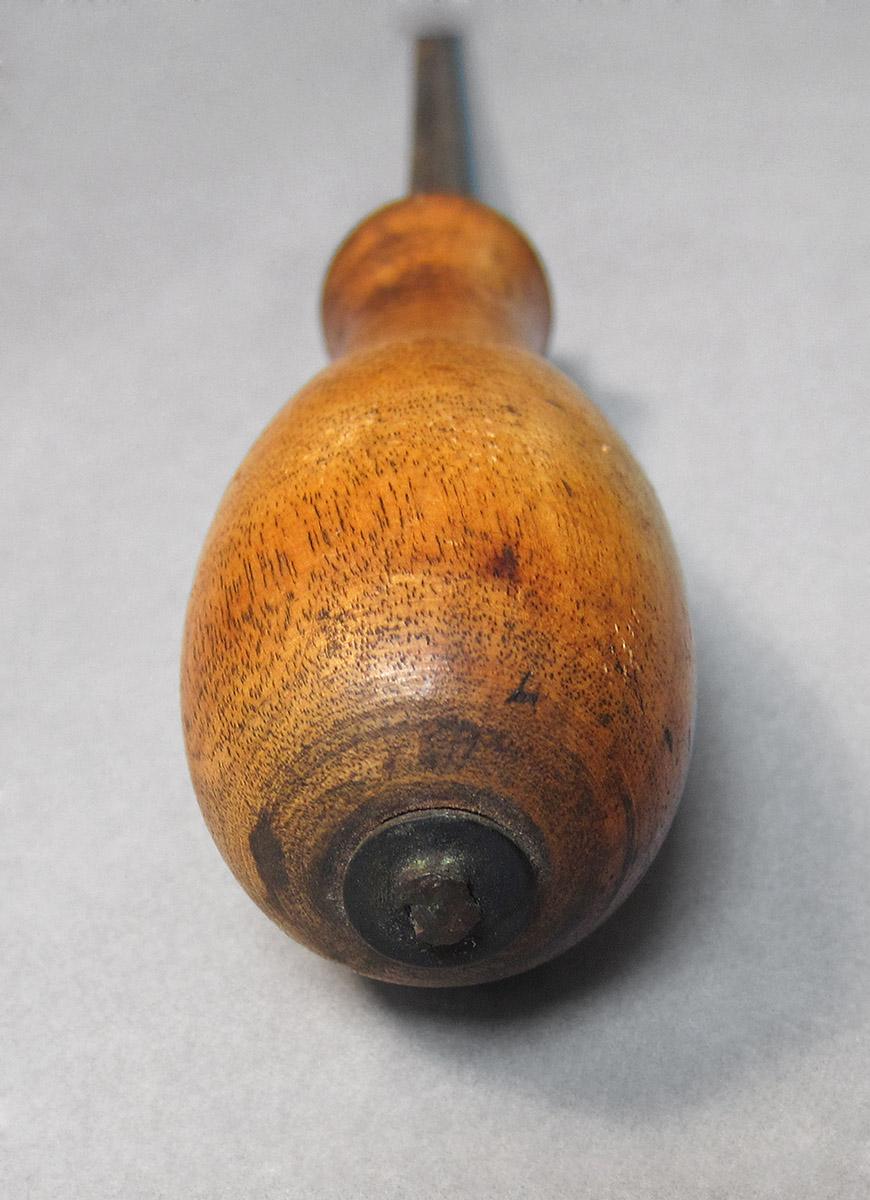 1957.0081.016, Tool, handle end
