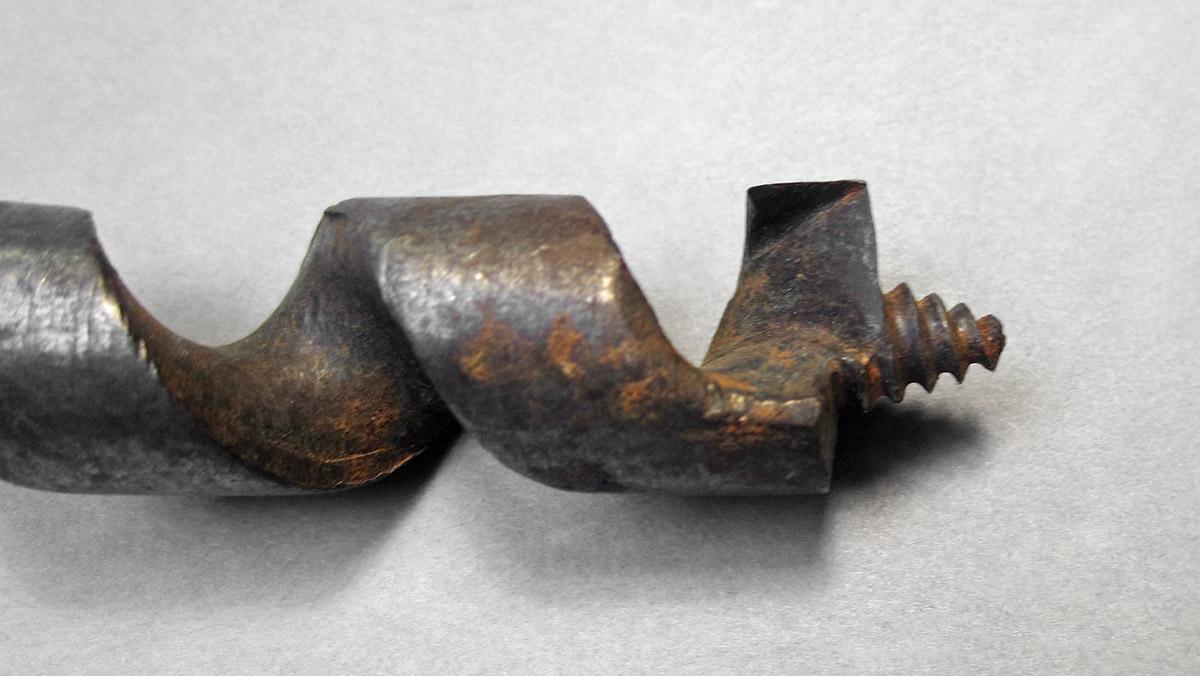 1957.0081.019, Auger, tip