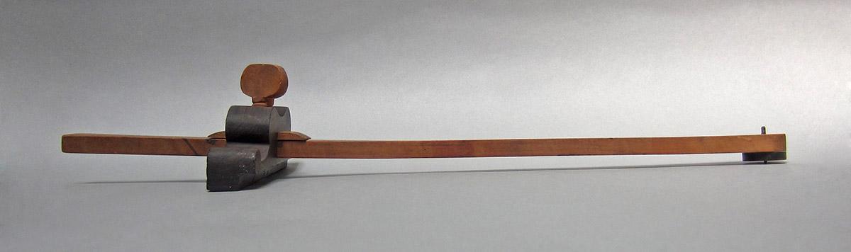 1957.0081.031, Gauge, side