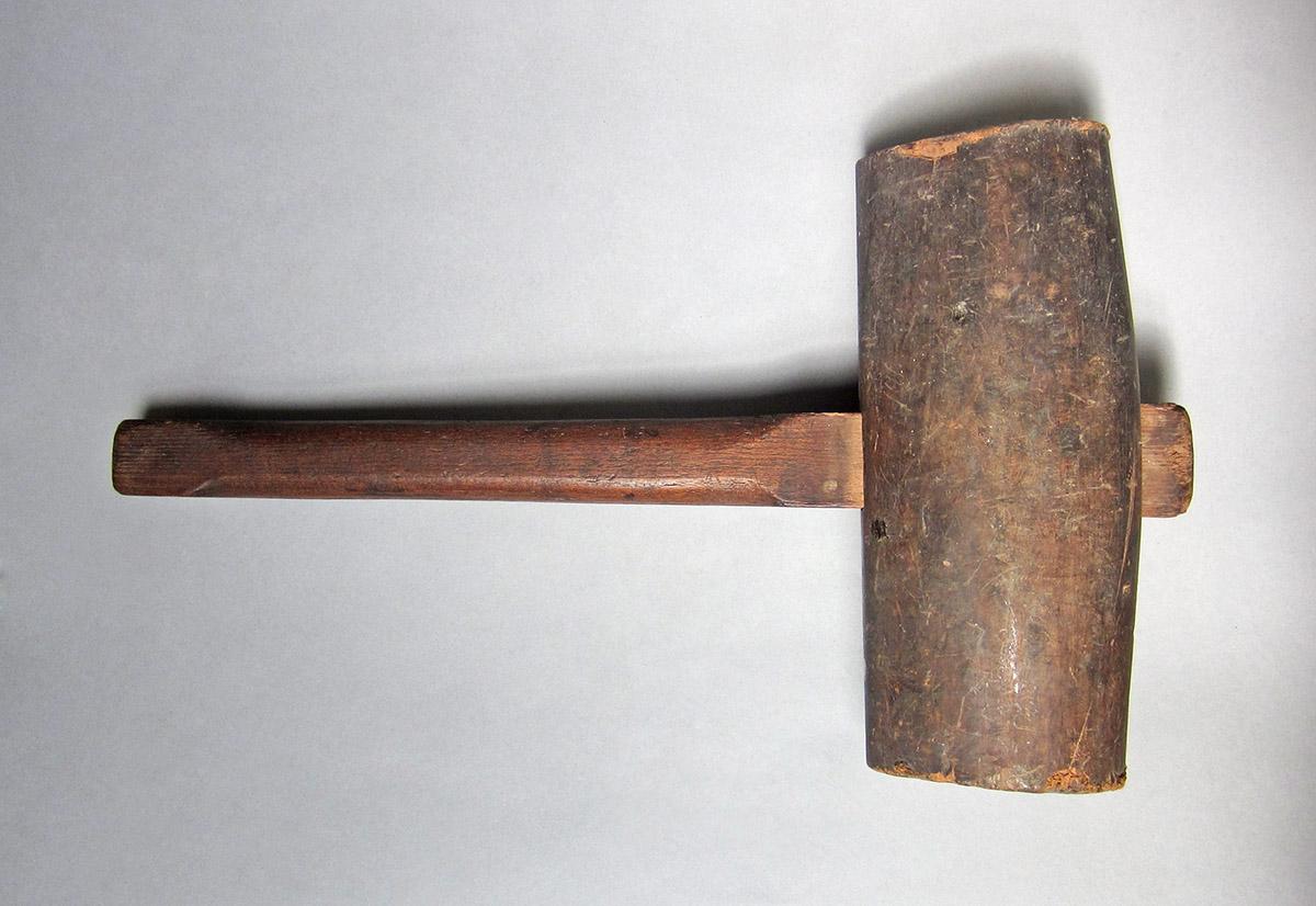 1957.0081.033, Mallet, side 3