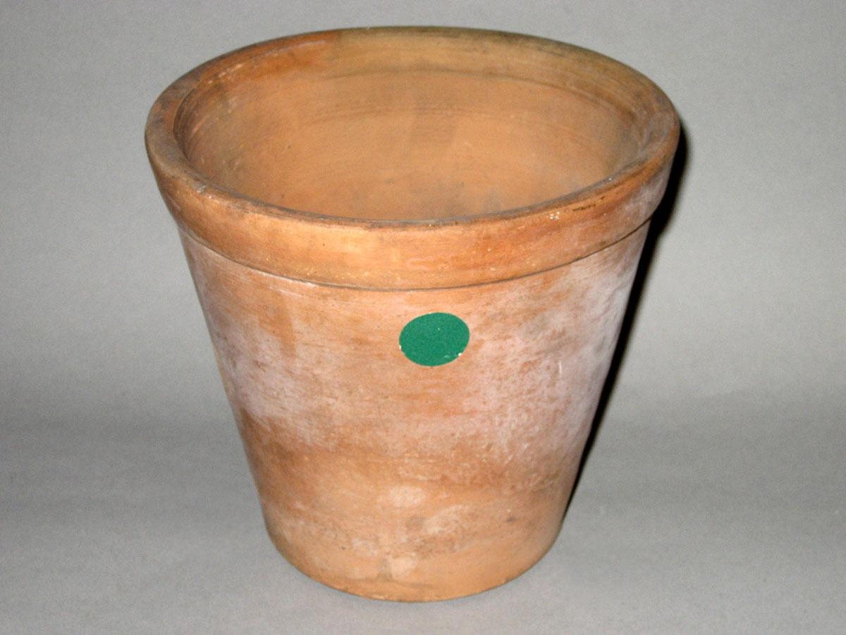 1959.0046.007 Flowerpot view 2